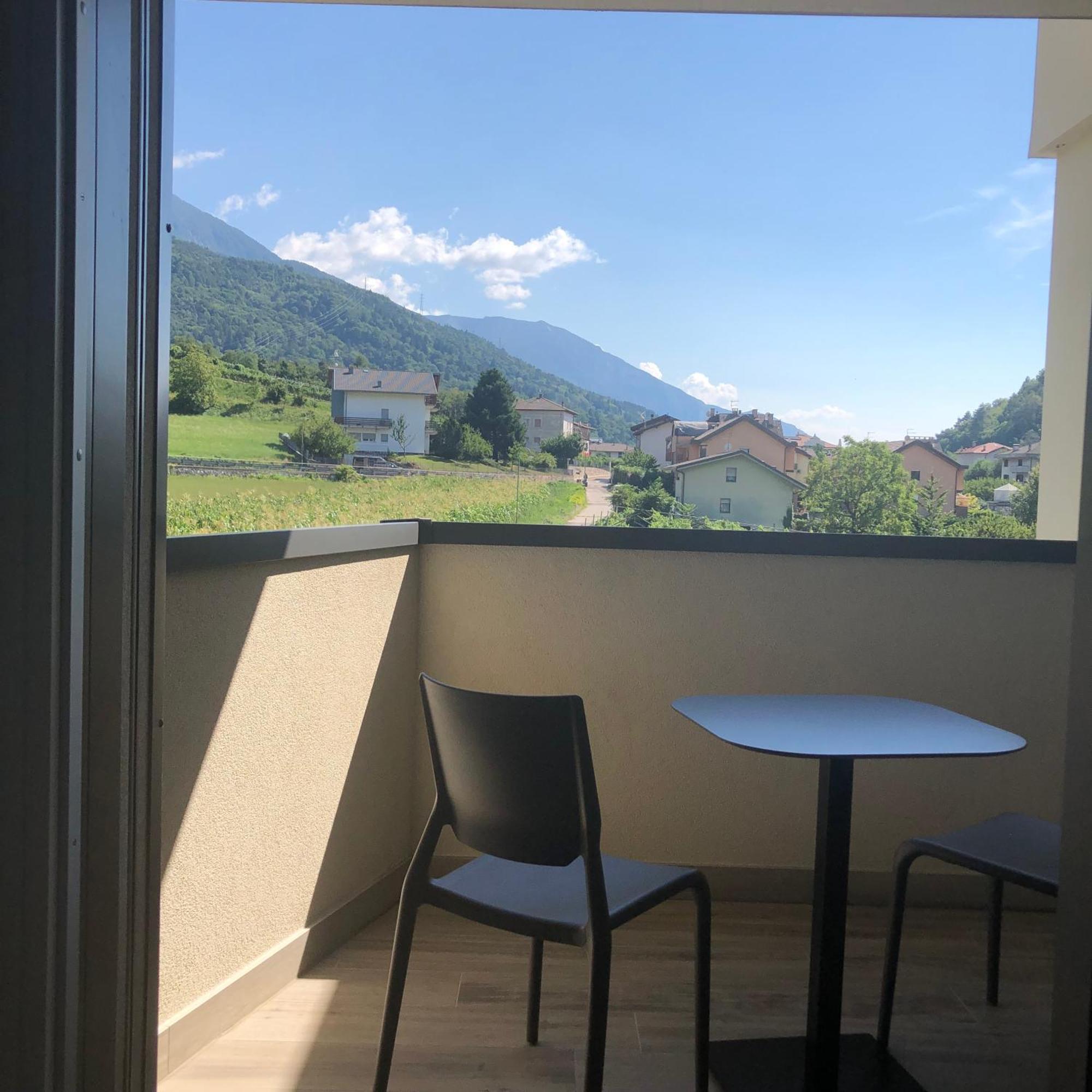 Appartamenti Moderni, Luminosi E Tranquilli Con Parcheggio Privato - Agritur La Tenuta Trient Exterior foto