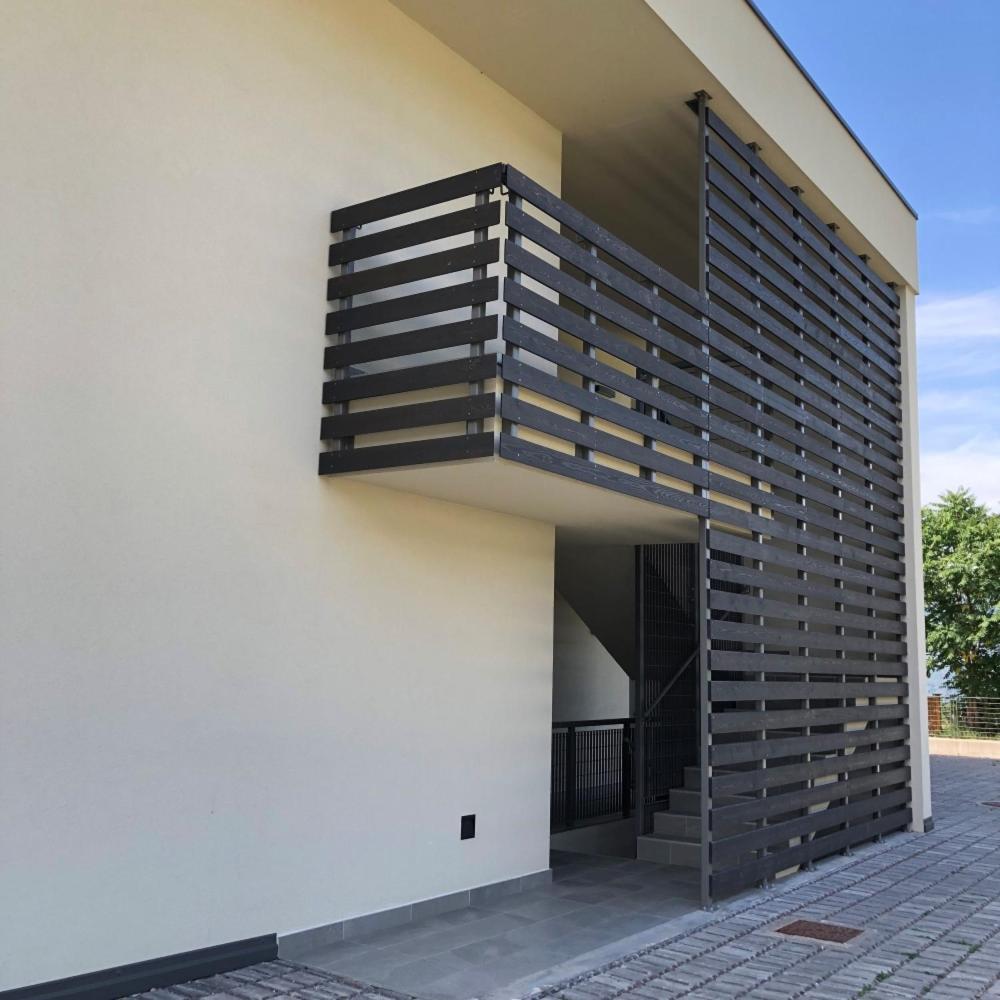 Appartamenti Moderni, Luminosi E Tranquilli Con Parcheggio Privato - Agritur La Tenuta Trient Exterior foto
